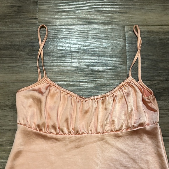 NWOT MOTEL Dress - Picture 4 of 6